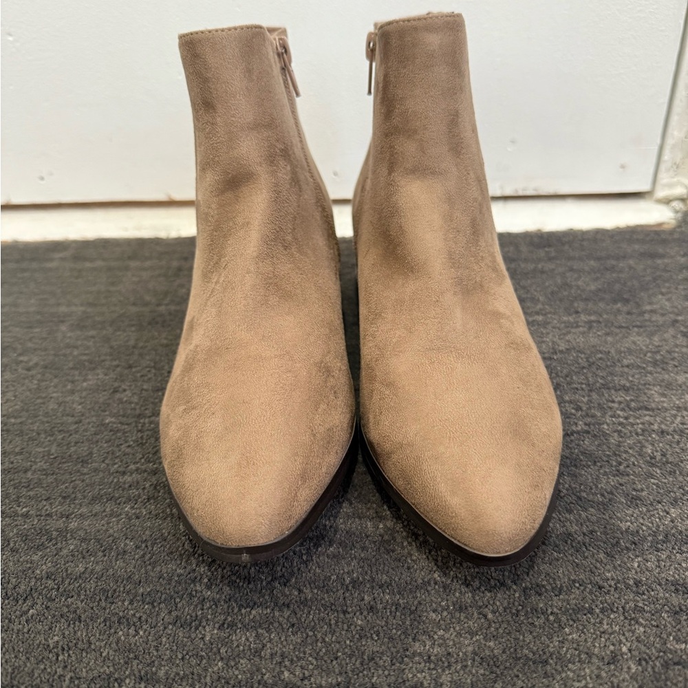 Kensie Pointy Toe Taupe Suede Ankle Boots